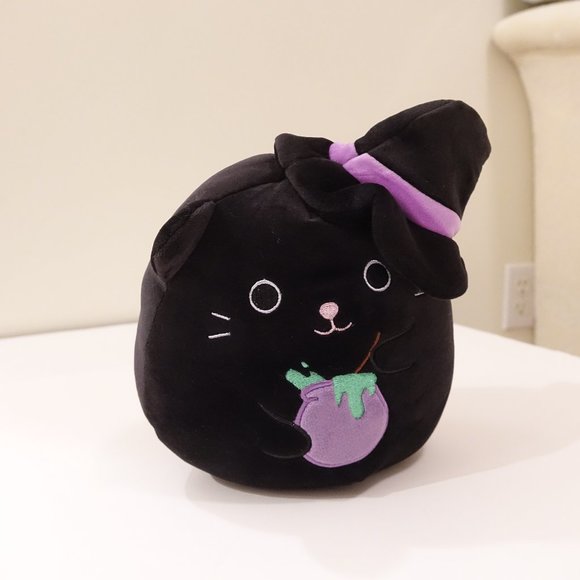 Rare 8" Black Cat Halloween Squishmallow with witches hat and brew BNWOT - Picture 3 of 4